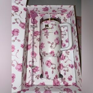 STANLEY X LOVESHACK FANCY 40oz TUMBLER - RIBBON ROSE